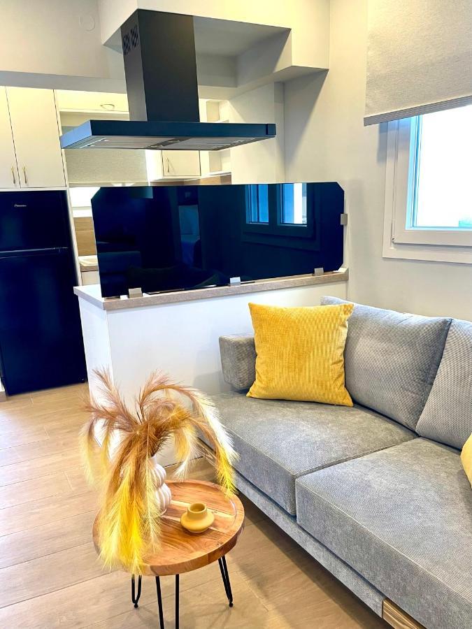 Apartmán Iris Luxury House Agioi Deka  Exteriér fotografie