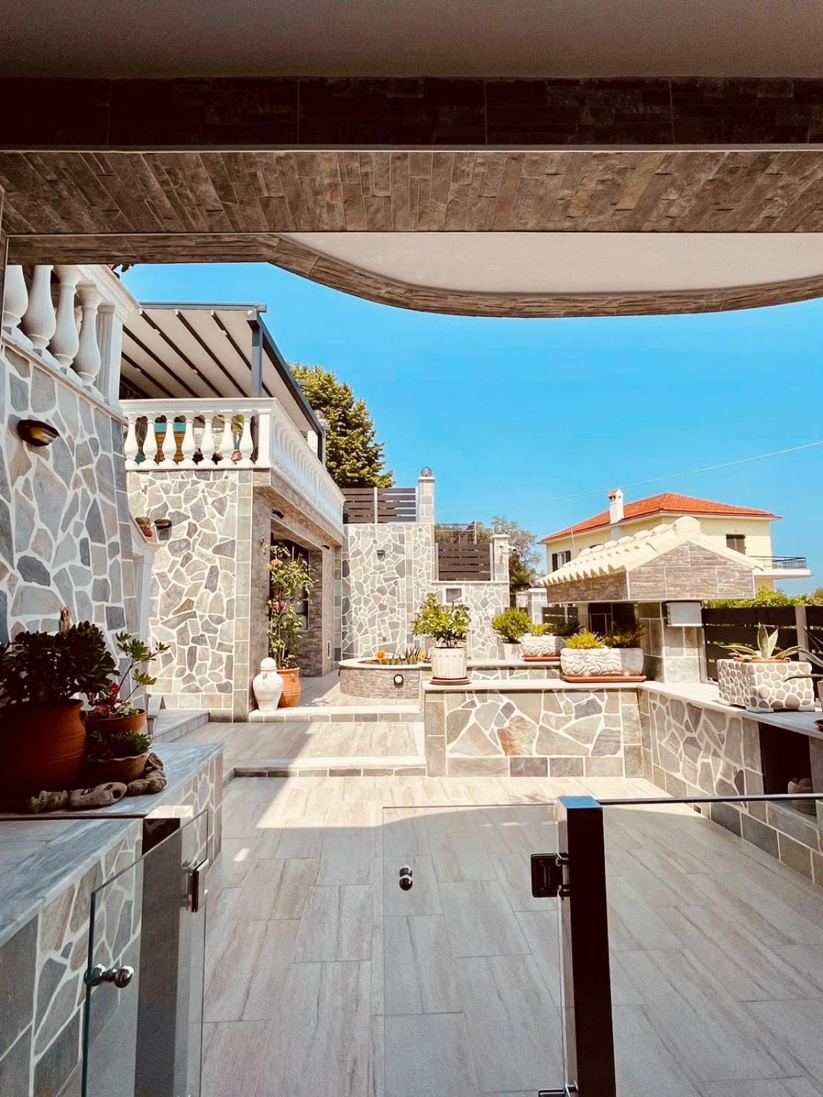Apartmán Iris Luxury House Agioi Deka  Exteriér fotografie